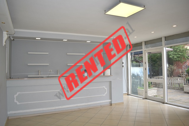 Duplex commercial space for rent on Fadil Rada street in Tirana.
It is positioned&nbsp;on the first